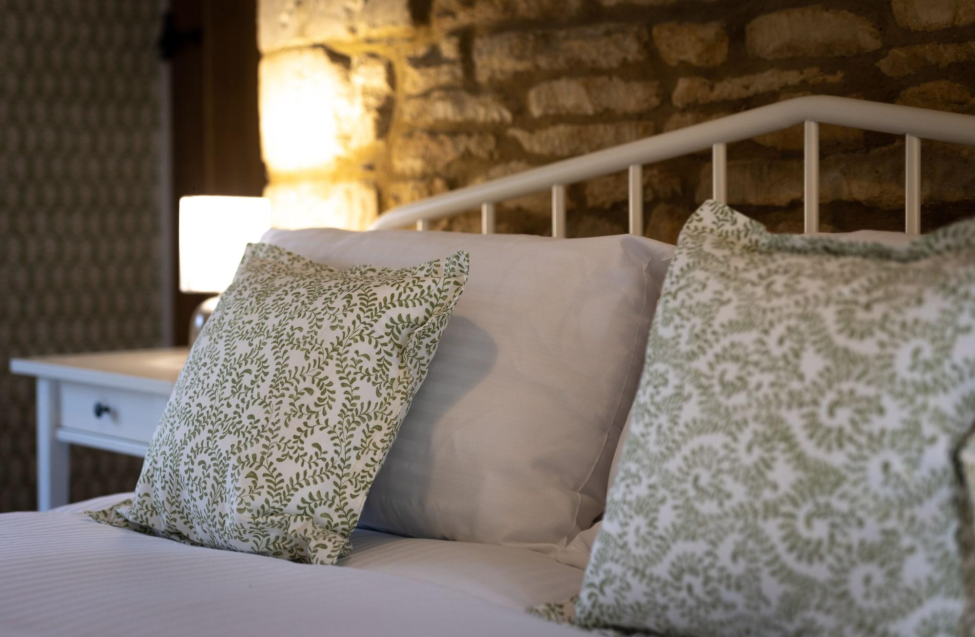 The Fox At Barrington Burford